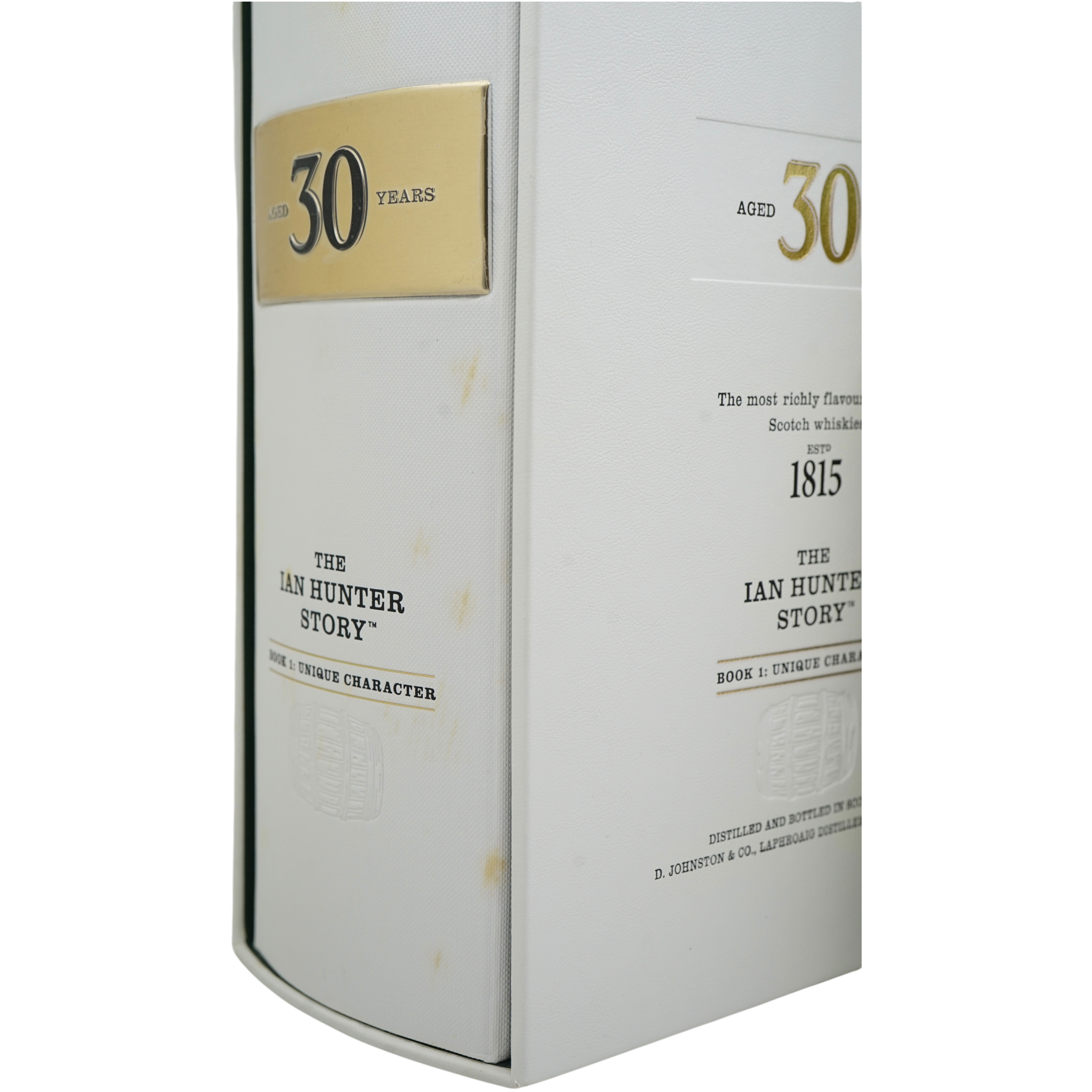 Laphroaig 30 Year Old The Ian Hunter Story Book 1 (盒有瑕疵)